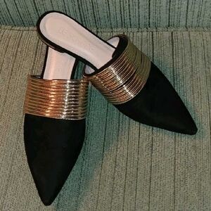 Le Scarpe leather mules
